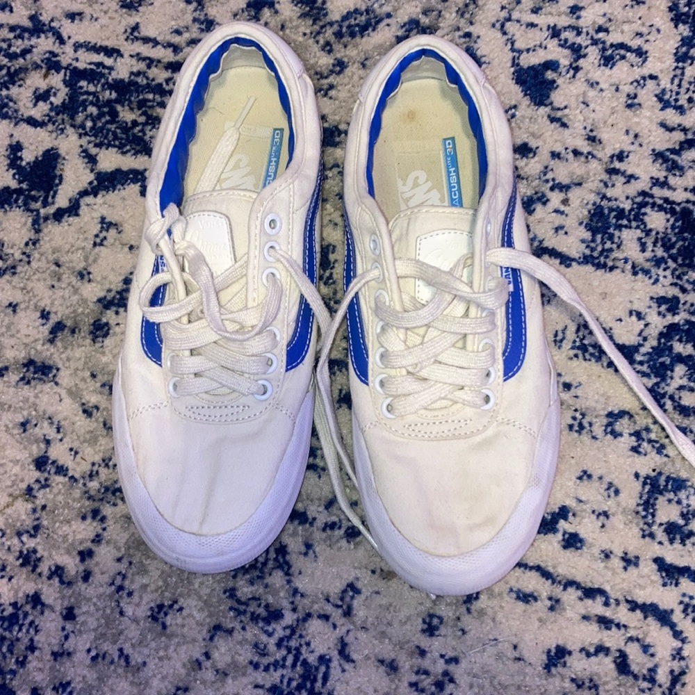Vans ultracush lite mid skate shoes